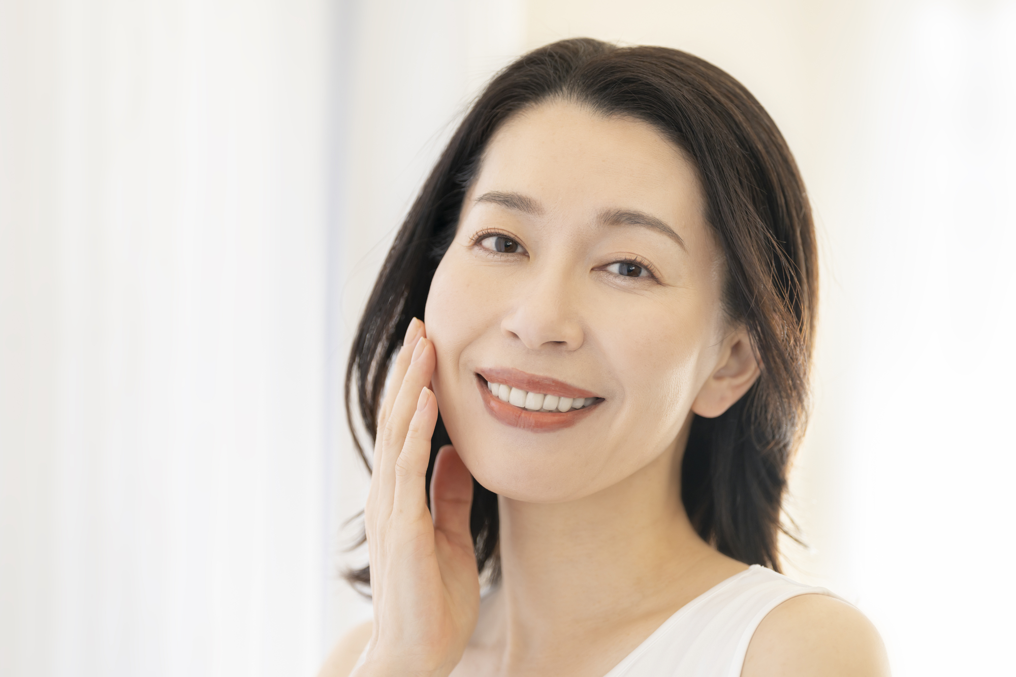本格的なエイジングケアを始めるなら今。50代におすすめの美容医療メニューの画像